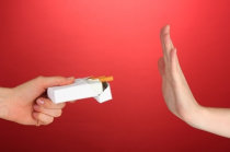 6 prejuízos do cigarro para o organismo - e o que muda quando você para de fumar 6 prejuízos do cigarro para o organismo - e o que muda quando você para de fumar