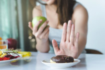 O alarmante avanço do diabetes tipo 2 no Brasil: segundo a SBD e a OPAS, até 80% dos casos iniciais podem ser prevenidos ou revertidos com mudanças no estilo de vida O alarmante avanço do diabetes tipo 2 no Brasil: segundo a SBD e a OPAS, até 80% dos casos iniciais podem ser prevenidos ou revertidos com mudanças no estilo de vida